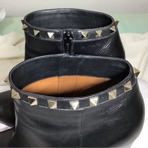 VALENTINO GARAVANI Black Calfskin Rockstud 100mm Ankle Boots Size 40 - Picture 10 of 16